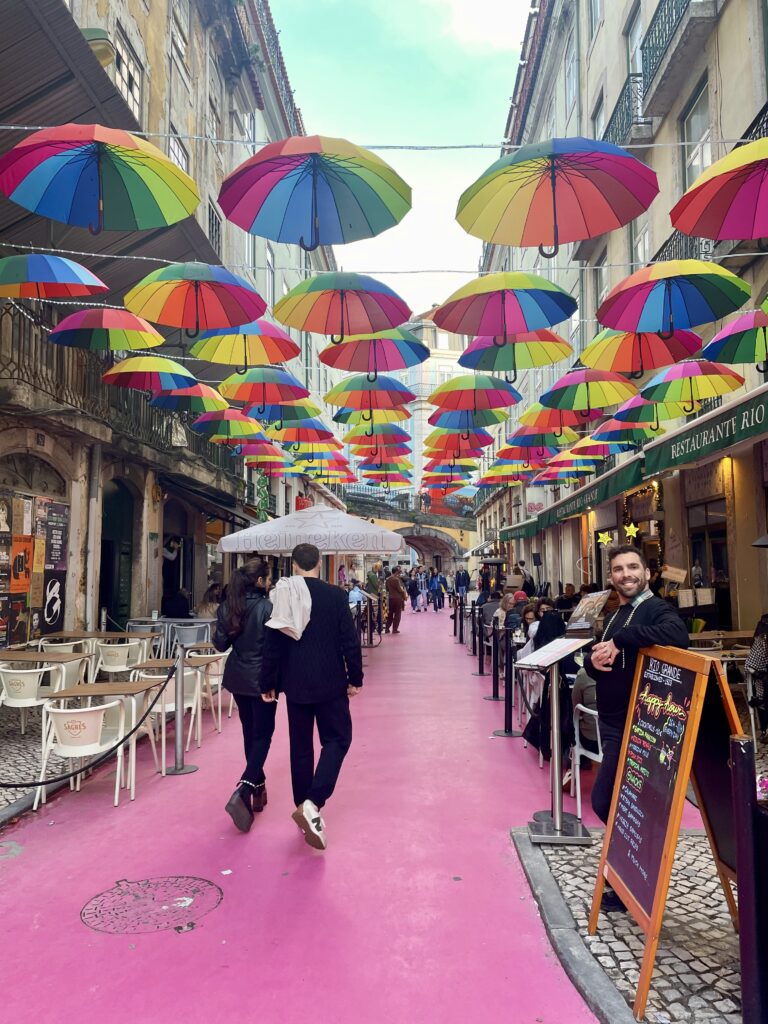 Losbon pink street