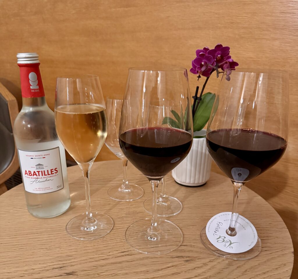 Bordeaux glass wines