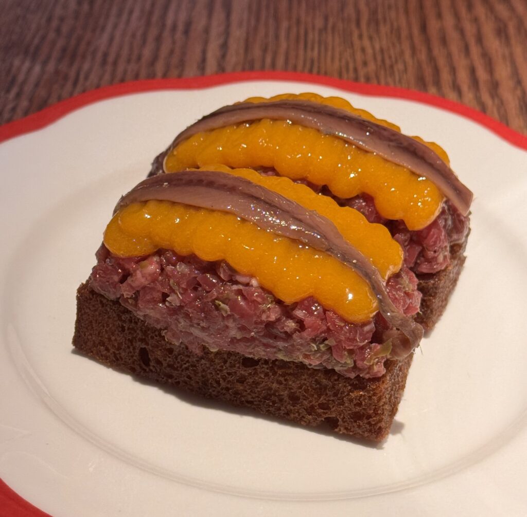 Lisbon winebar tartar